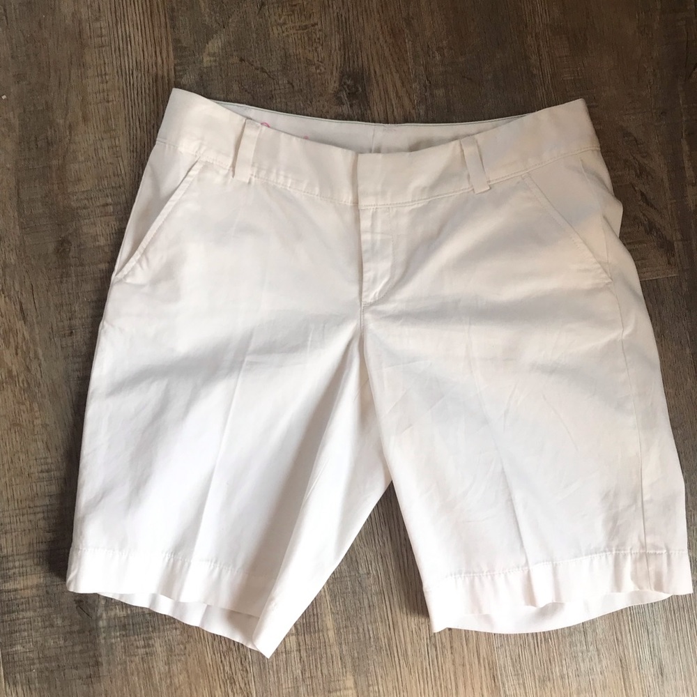 Lilly Pulitzer Chipper Short White Size 8